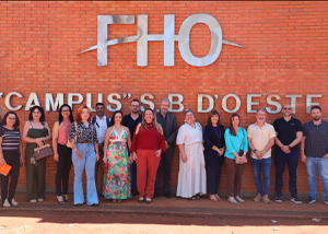 FHO promove encontro com dirigentes das escolas públicas de SBO e oficializa novas bolsas de estudos
